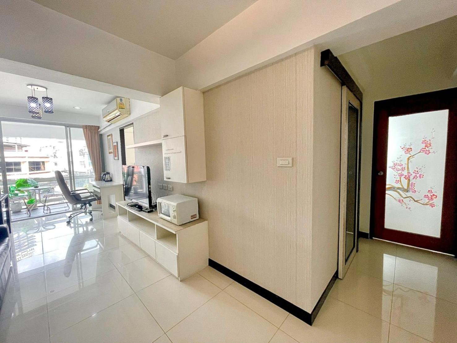Baan Sabai Rama IV Apartment Bangkok Exterior foto